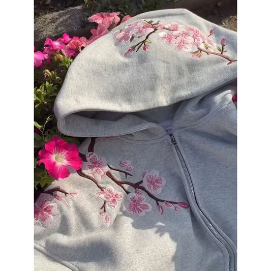 women warm long-sleeved sweatshirts